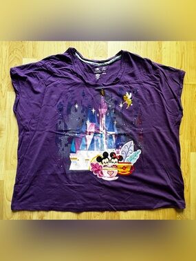 Disney Women's Purple Mickey, Minnie Teacup, Castle Walt Disney World Tee